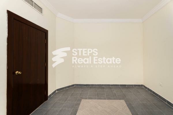 Spacious Compound Villa for Rent - 4