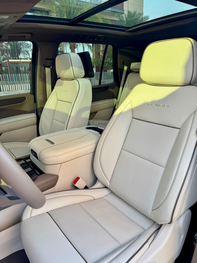 GMC Yukon  Denali 2025 - 8