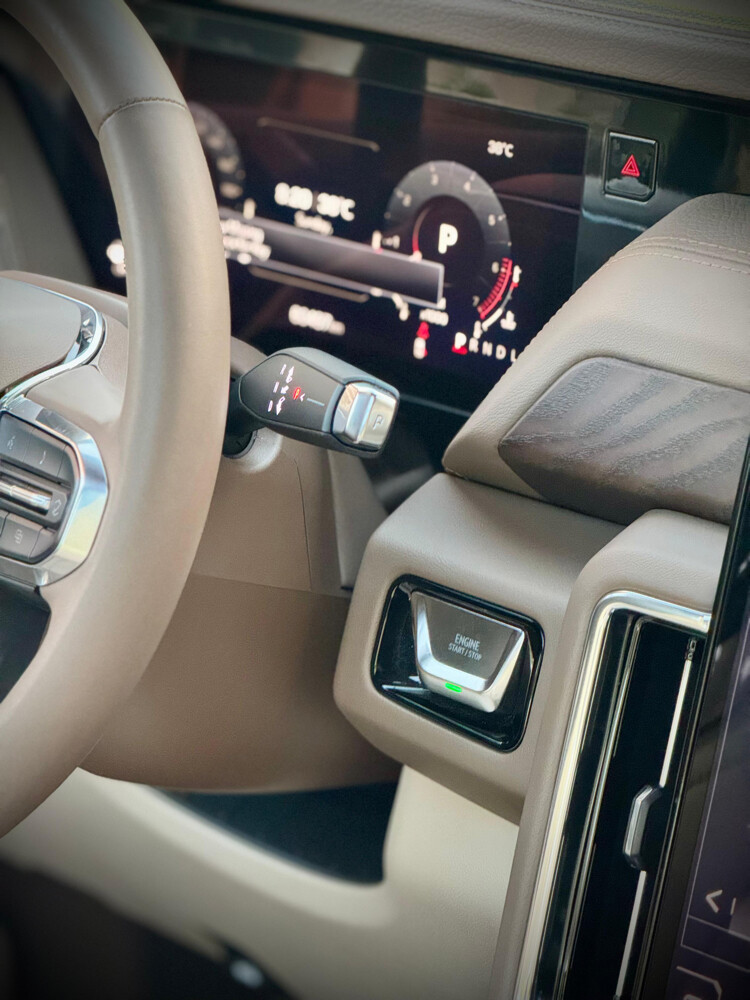 GMC Yukon  Denali 2025 - 9