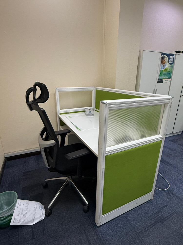 used workstation for sell-74456895 - 26