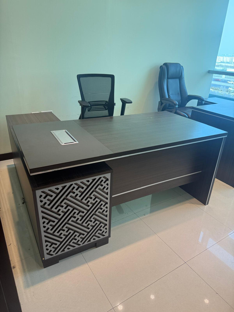 used workstation for sell-74456895 - 28