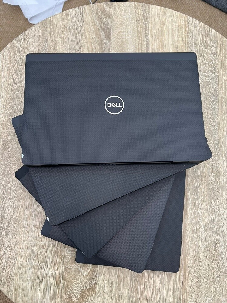 Dell Latitude 7420
Core i7 11th g - 5