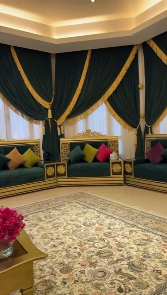 كنب عربي فاخر مستعمل بحالة ممتازة - 4