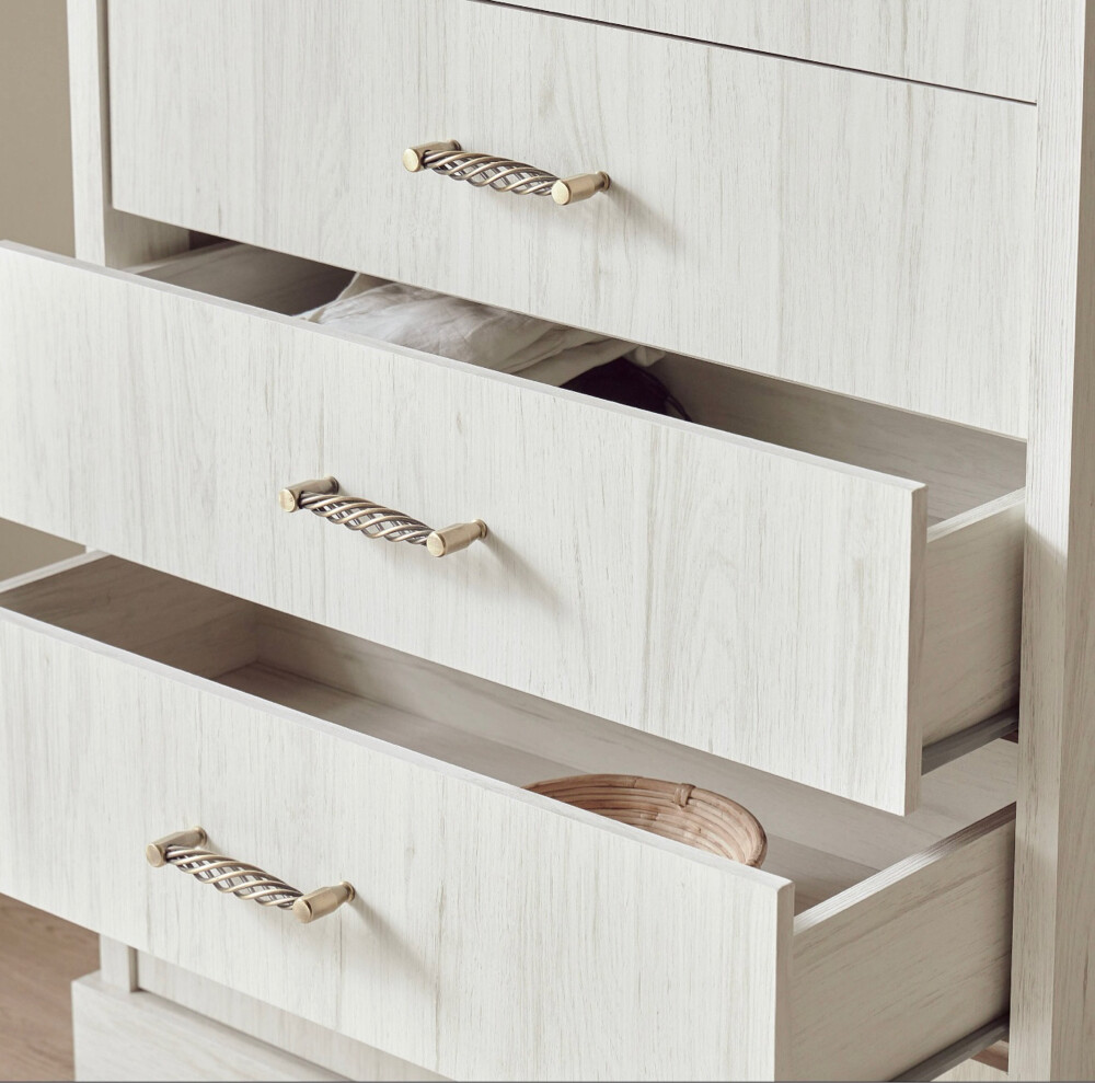 chest of drawers - 2