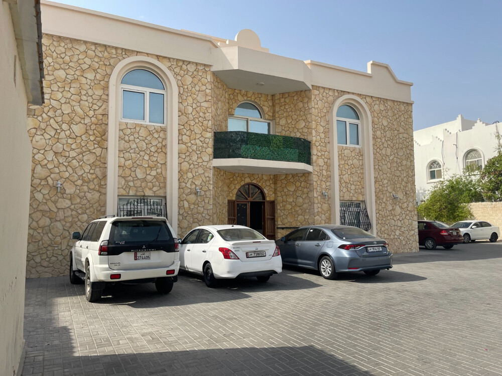 غرفة وصالة العزيزية بدون عمولة - 1