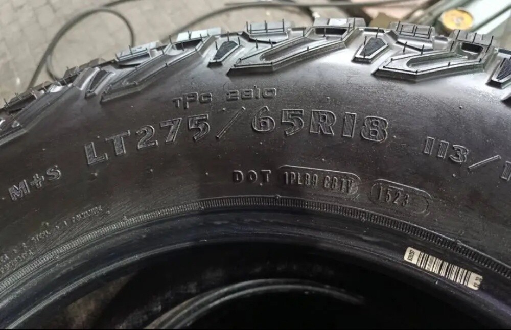 275/65/18"Goodyear tyre - 5