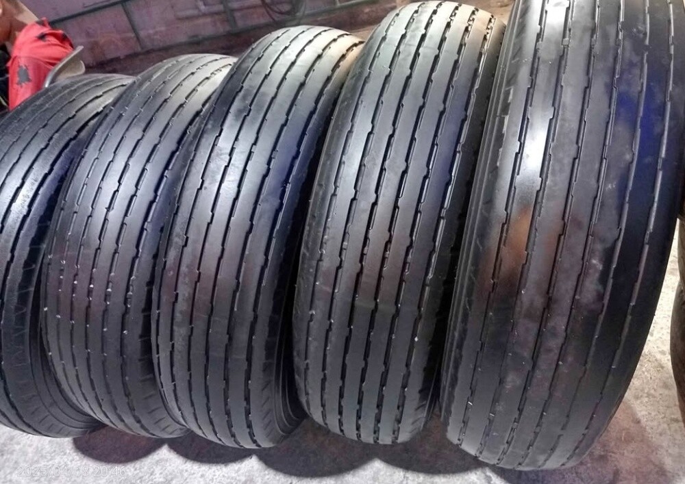 900/17"Maxxis tyre - 2