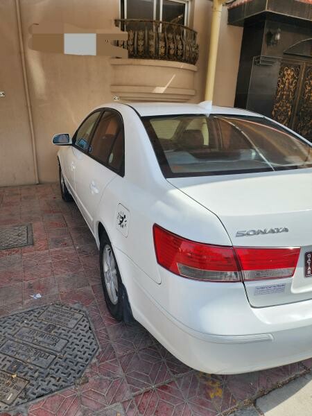 Hyundai Sonata - 4
