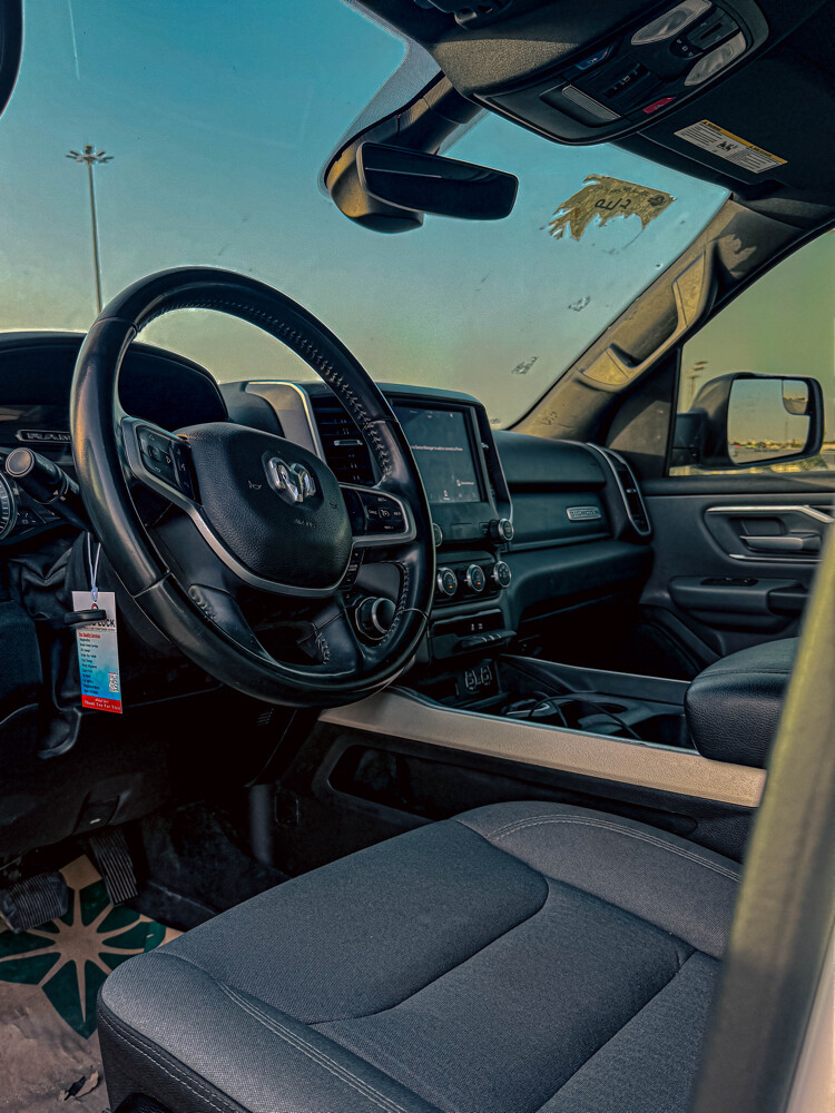 RAM 1500 5.7 hemi - 6