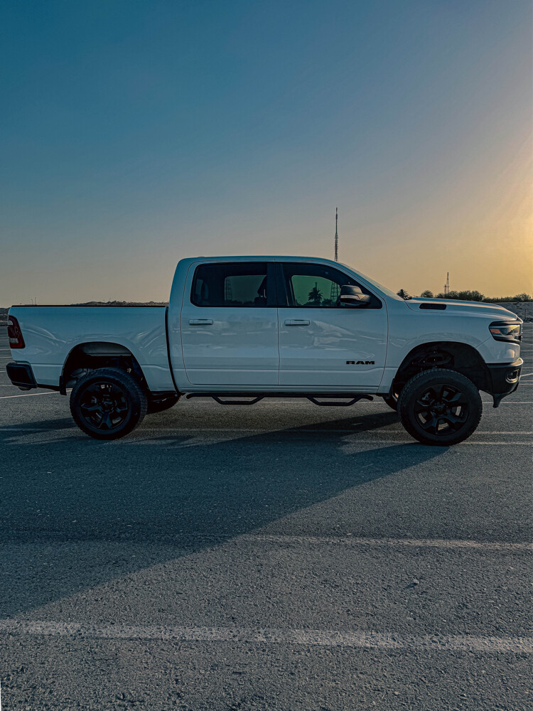 RAM 1500 5.7 hemi - 3
