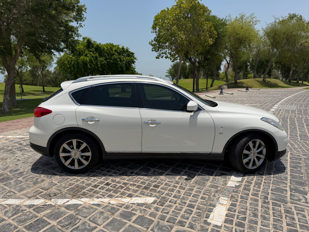 Infiniti QX50 3.7l - 8