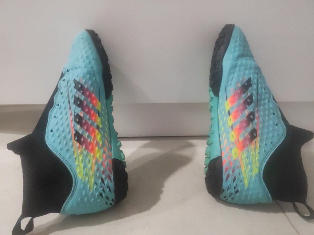 Soccer Shoes - 1