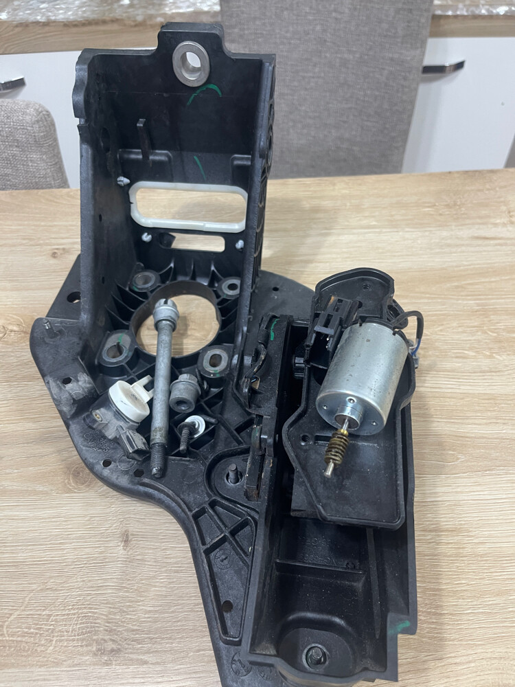 brake and petrol pedals - 3