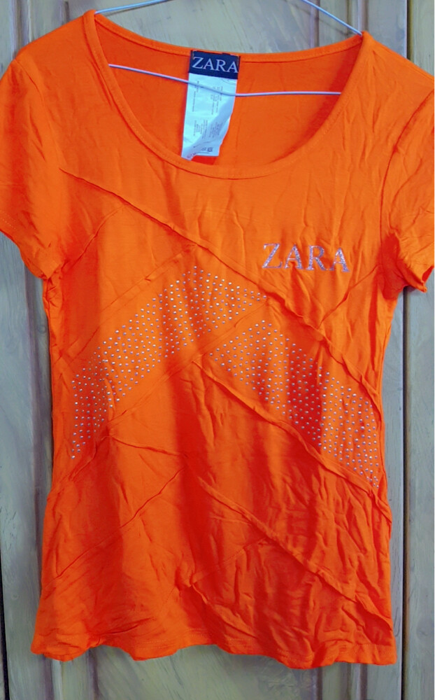 Tops and tees  - 28