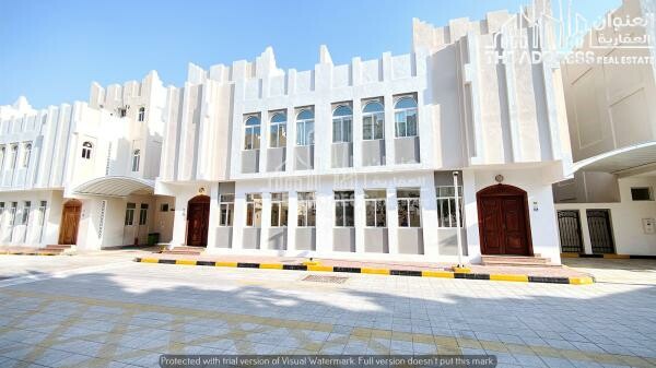 5+Renovated Villa In Compound - 1