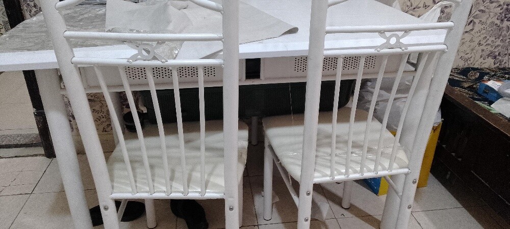 white dining table 4 chairs - 1