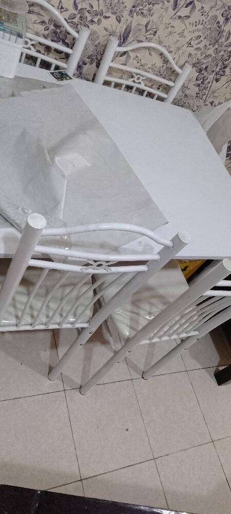 white dining table 4 chairs - 4