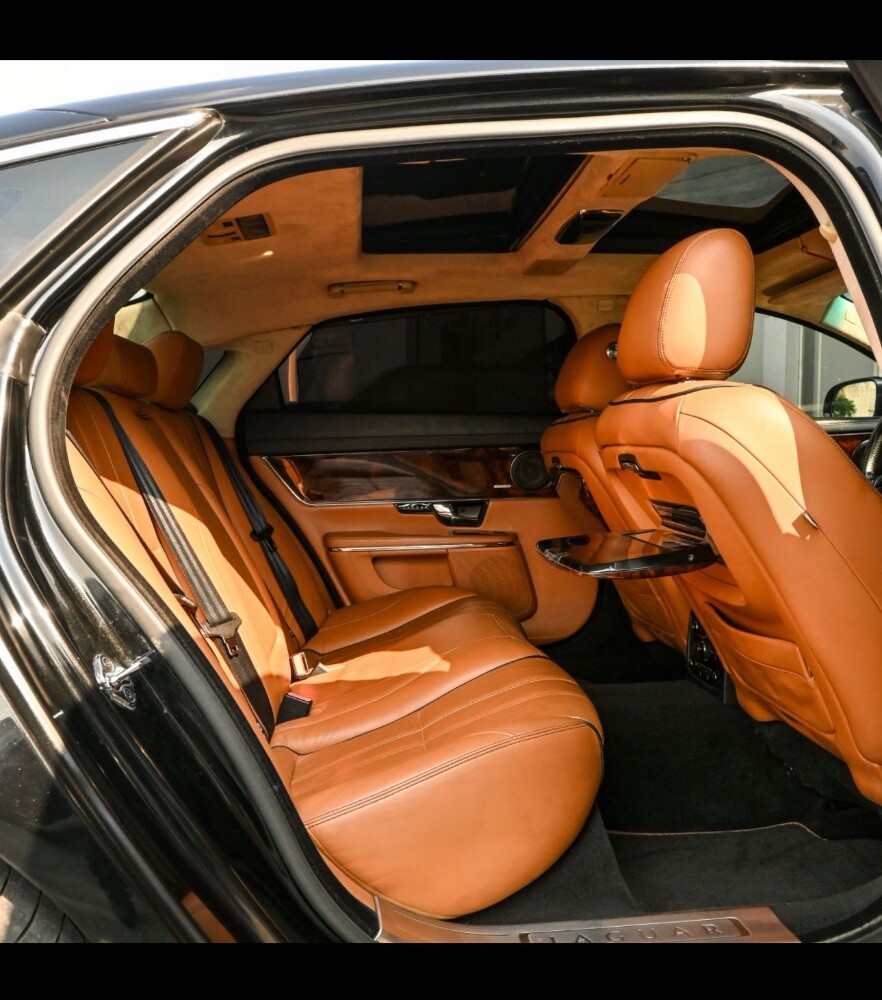 Scrap Parts for Jaguar XJV8 2010 - 6
