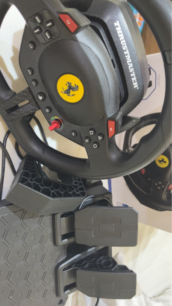 thrustmaster steering wheel - 2