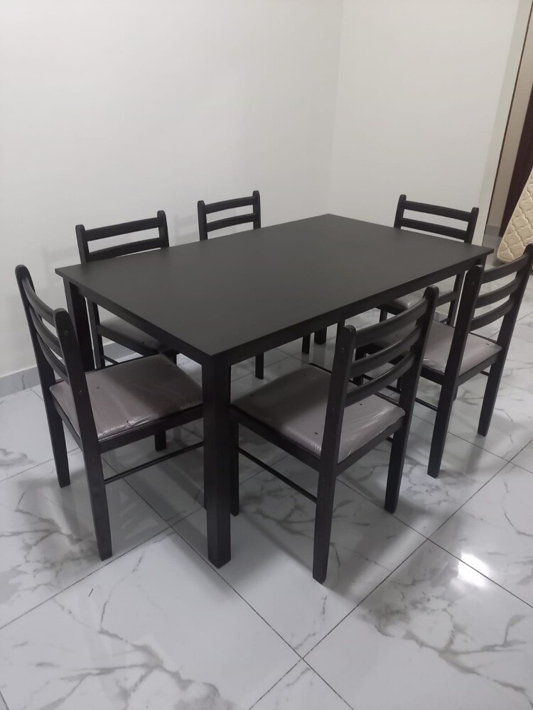 طاولة طعام خشبية (جديدة) - 2