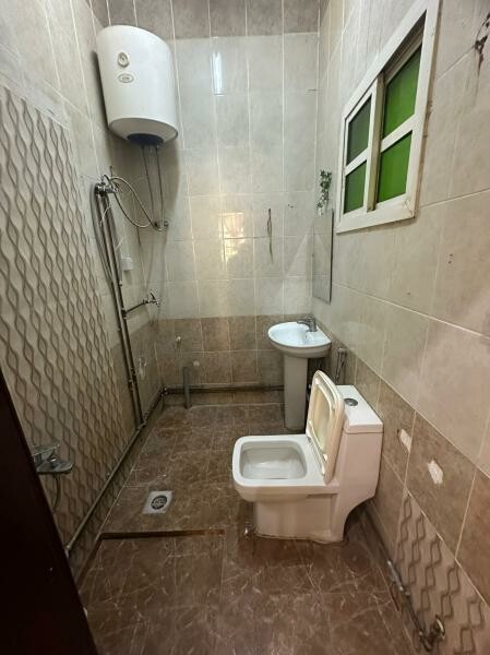 Family apartment in Al Kharaitiyat - 8