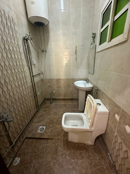 Family apartment in Al Kharaitiyat - 6
