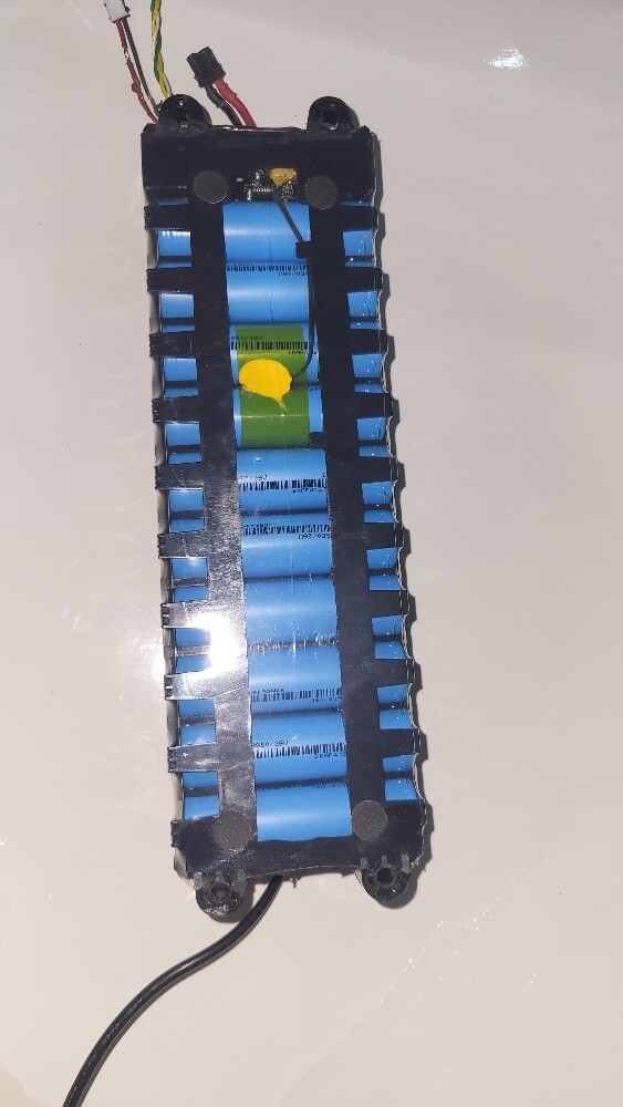 xiaomi controller and battery - 2