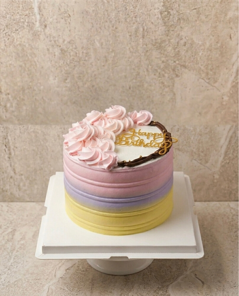 customized Cakes - 13