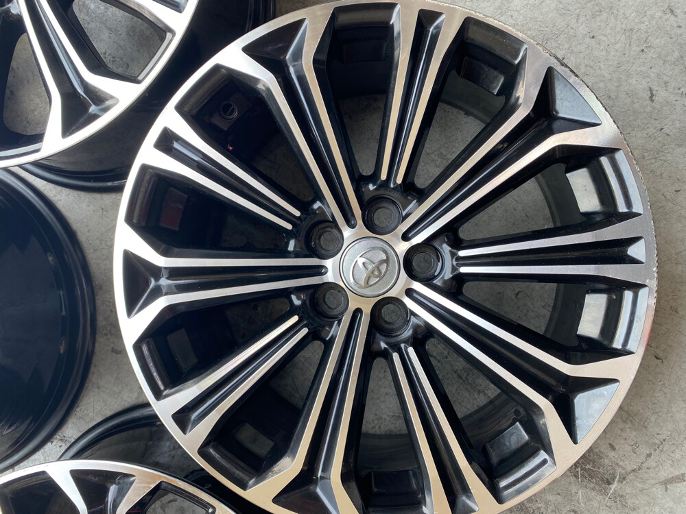 Small Rim For All Car  - 23