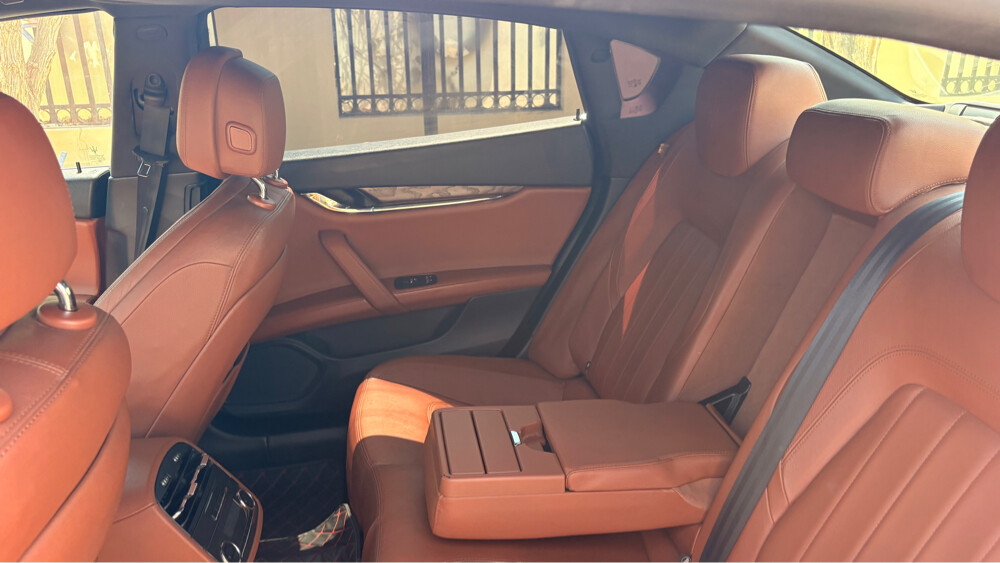 mazarati for sale because of travel - 21
