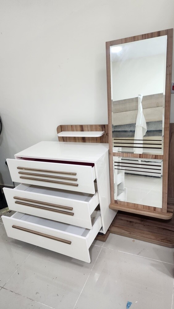 For sale complete bedroom set - 6