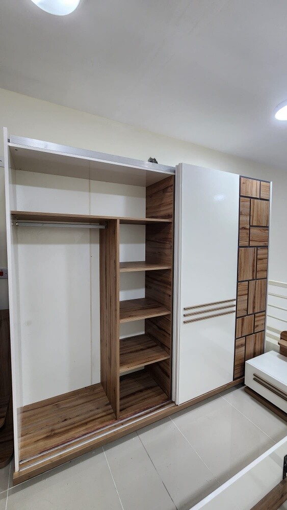 For sale complete bedroom set - 4