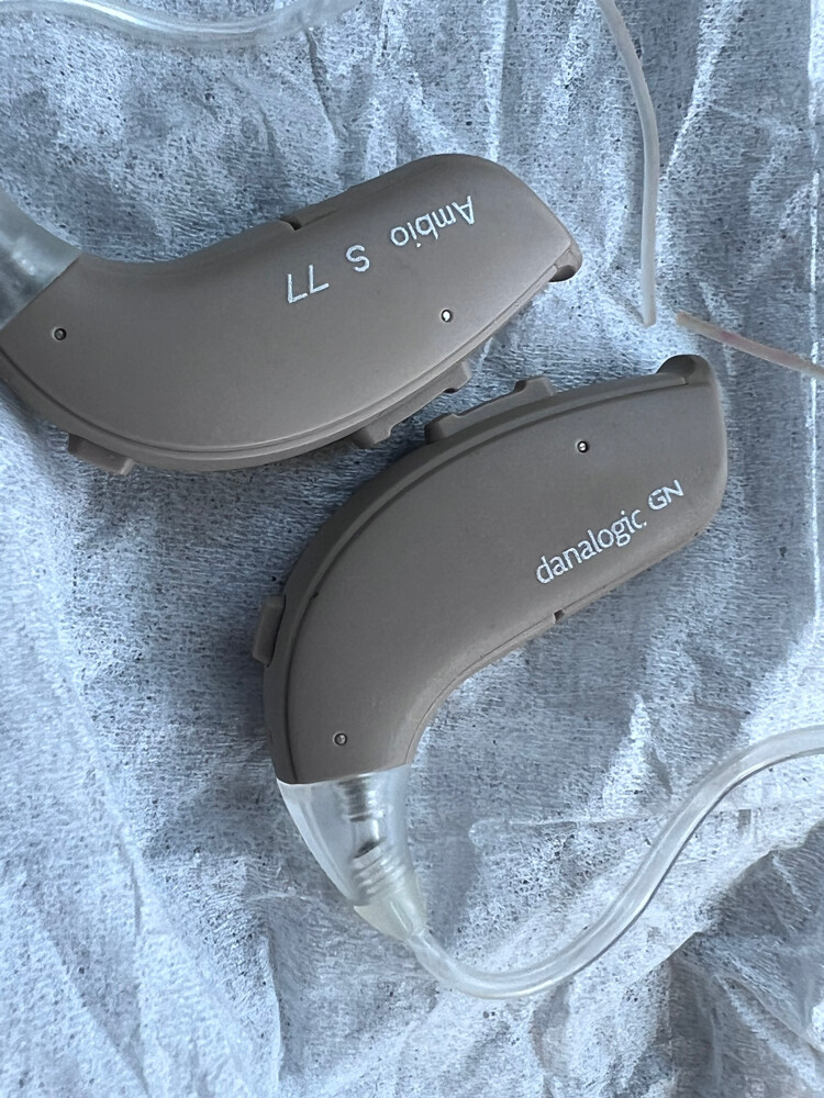 Pair of Danalogic Ambio 77 Hearing - 4