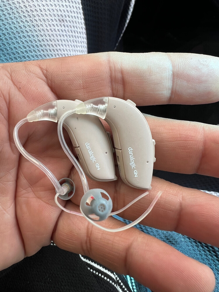 Pair of Danalogic Ambio 77 Hearing - 1