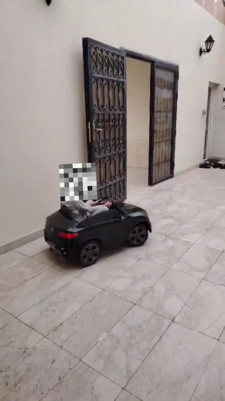Mercedes car for kids - 8