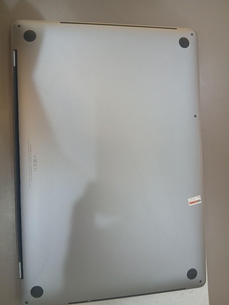 Macbook pro 2019 16" core i9 - 3