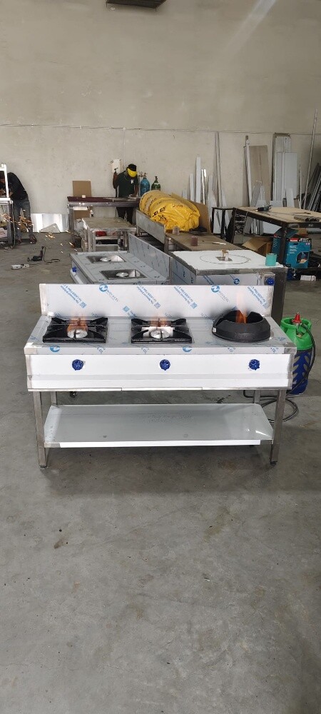 SSteel 3 Burnner Cooking Range - 1