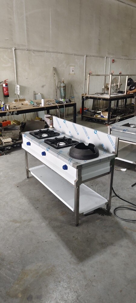 SSteel 3 Burnner Cooking Range - 2