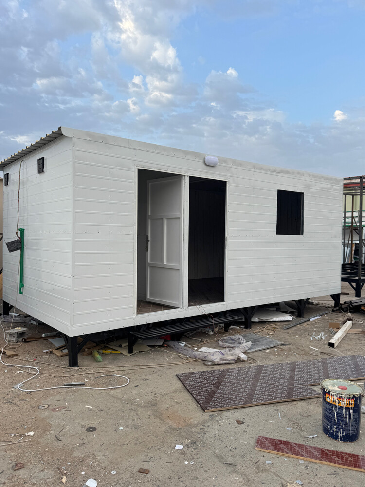 PORTA CABIN CARAVAN - 3