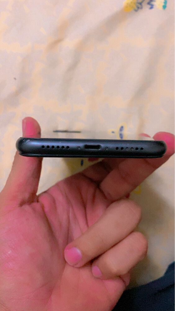 i phone 11  - 5