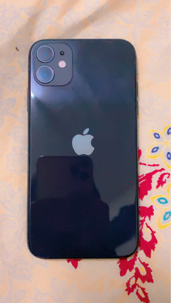 i phone 11  - 2