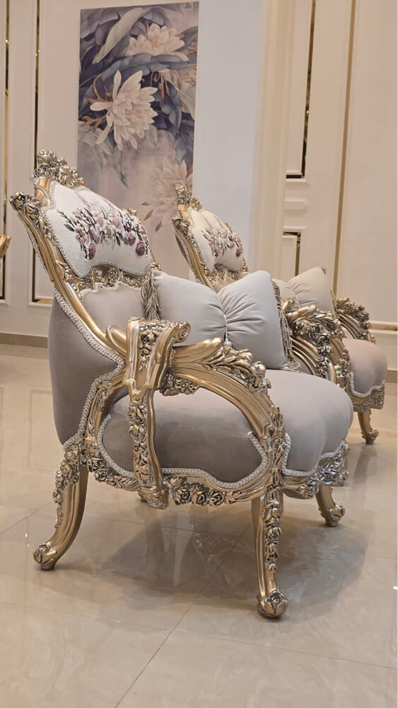 4كراسي كنبتين طاولة 19000 - 20
