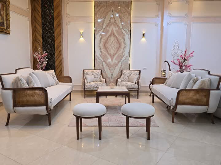 4كراسي كنبتين طاولة 19000 - 16