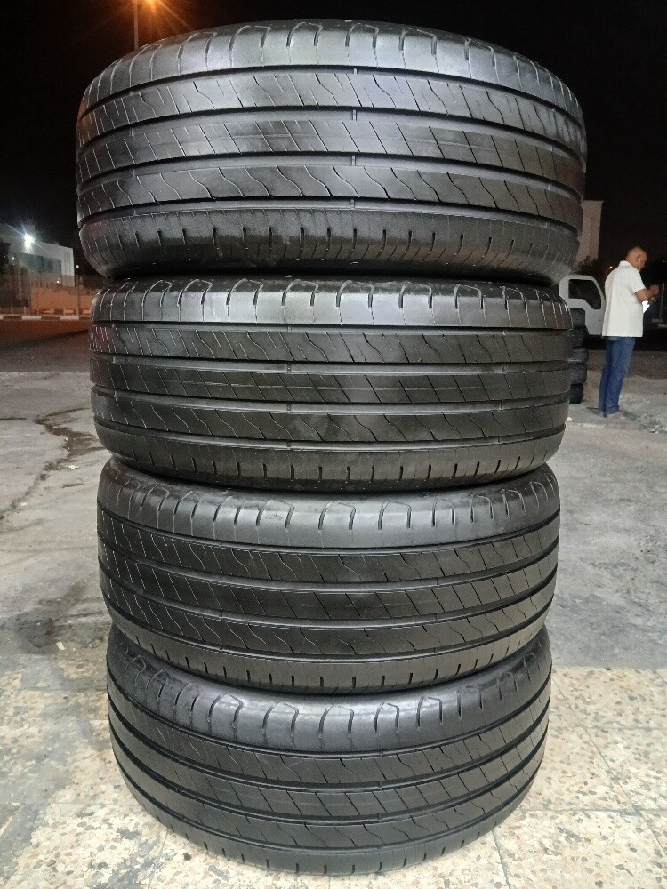 275/50/R21.Goodyear Brand - 9