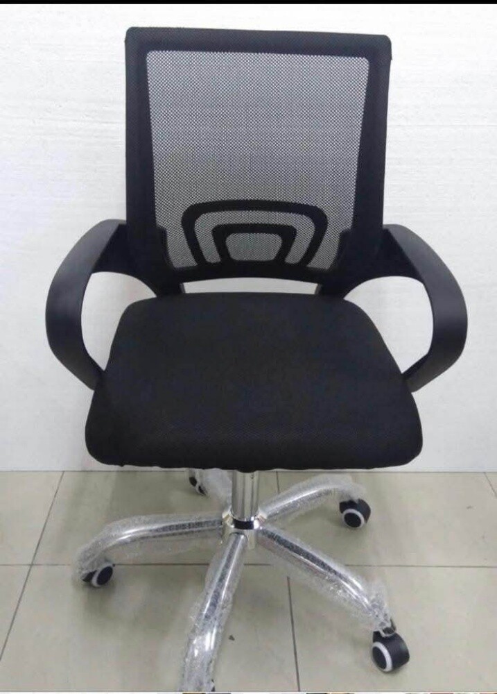 Office table. com Chair - 19