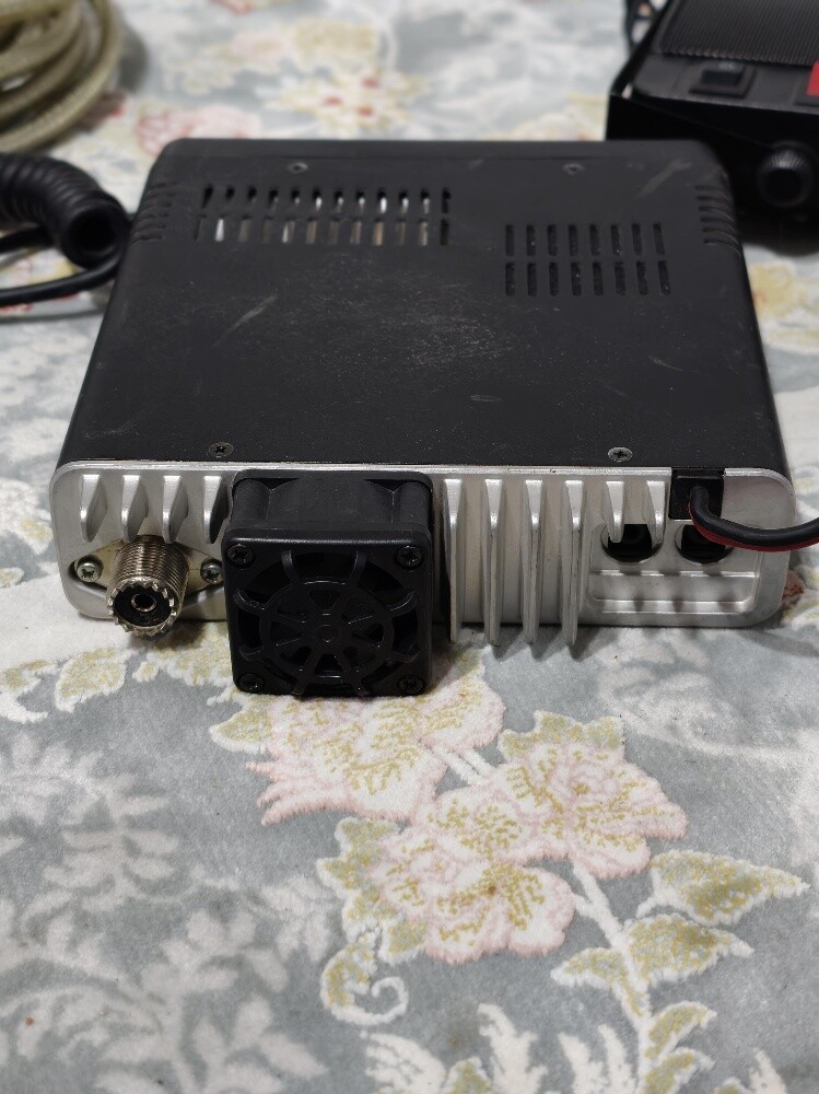 iCOM radio screen not available - 6
