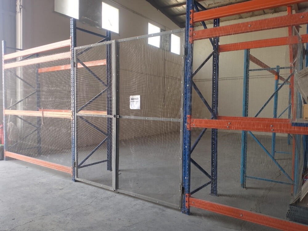Store unit available - 2