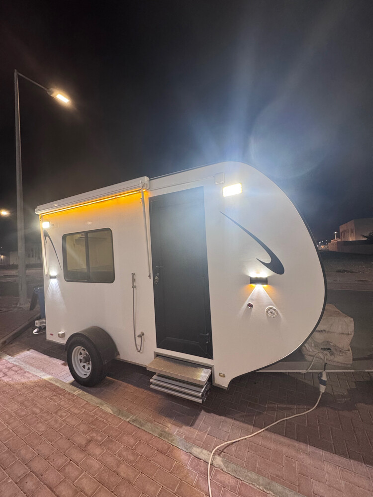 Light Caravan - 1