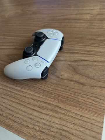 PlayStation controller - 3