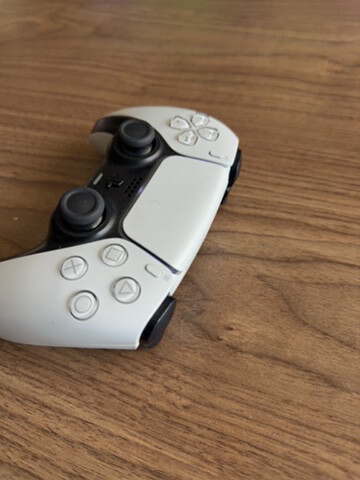 PlayStation controller - 2
